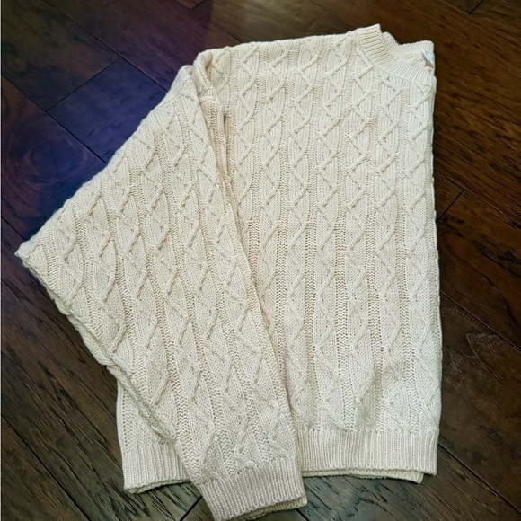 Sage The Label Over Size Sweater Size Small May have been a sample Blush NEW - Picture 4 of 5